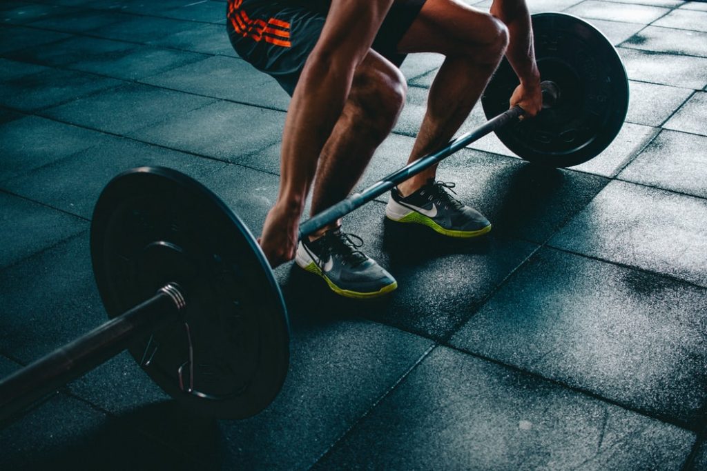Deadlifts don't always mean you, have strong glutes